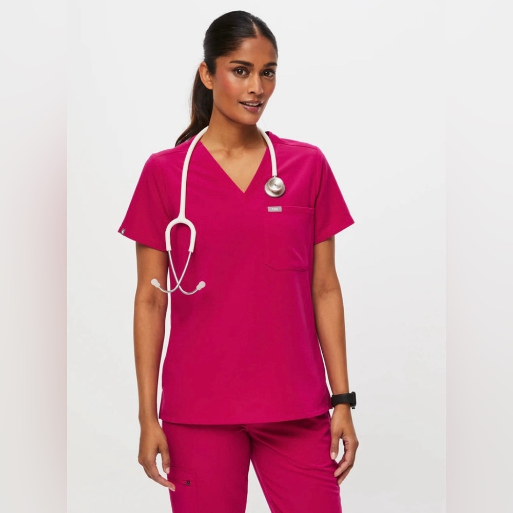 Figs Catarina One Pocket Top in Ultra Rose. Size XS. NWT.